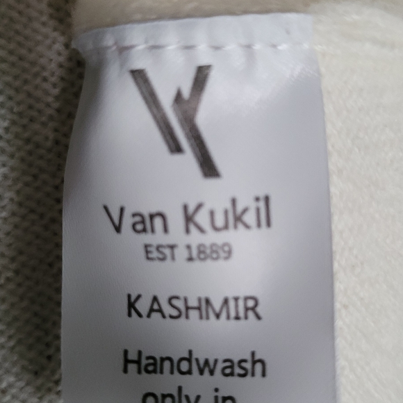 Van Kukil Cashmere Collegiate Style Cardigan XL and L -NWT - Picture 9 of 17